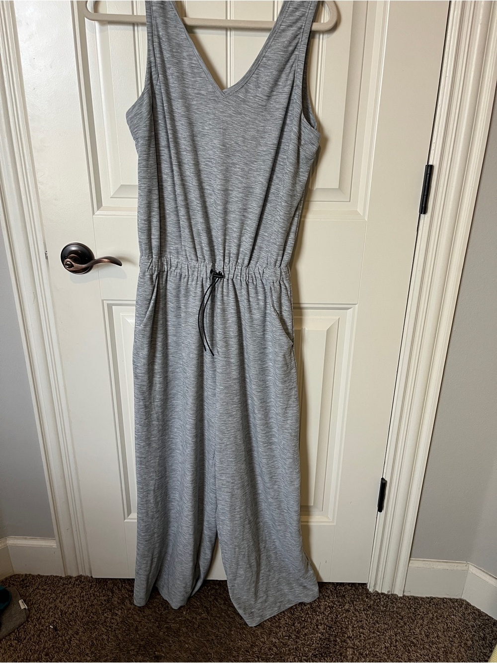 Old Navy Gray Sleeveless V-Neck Drawstring Jumpsuit